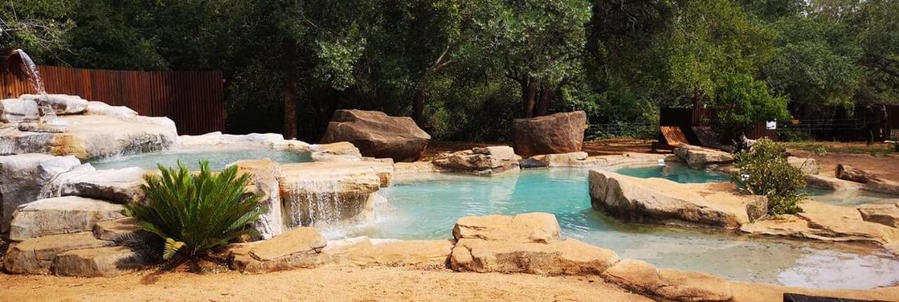 מאלליין Boulders Safari Lodge מראה חיצוני תמונה