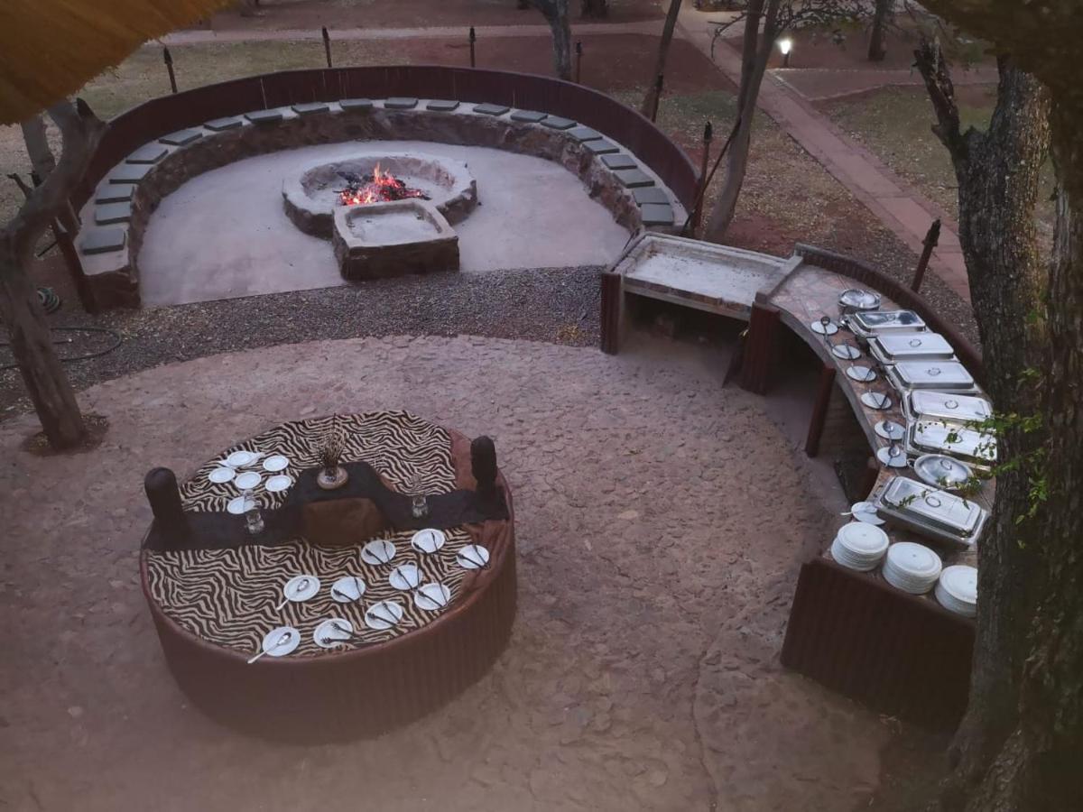 מאלליין Boulders Safari Lodge מראה חיצוני תמונה