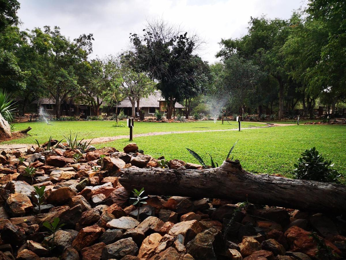 מאלליין Boulders Safari Lodge מראה חיצוני תמונה