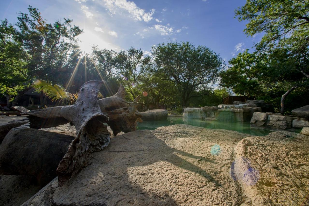 מאלליין Boulders Safari Lodge מראה חיצוני תמונה